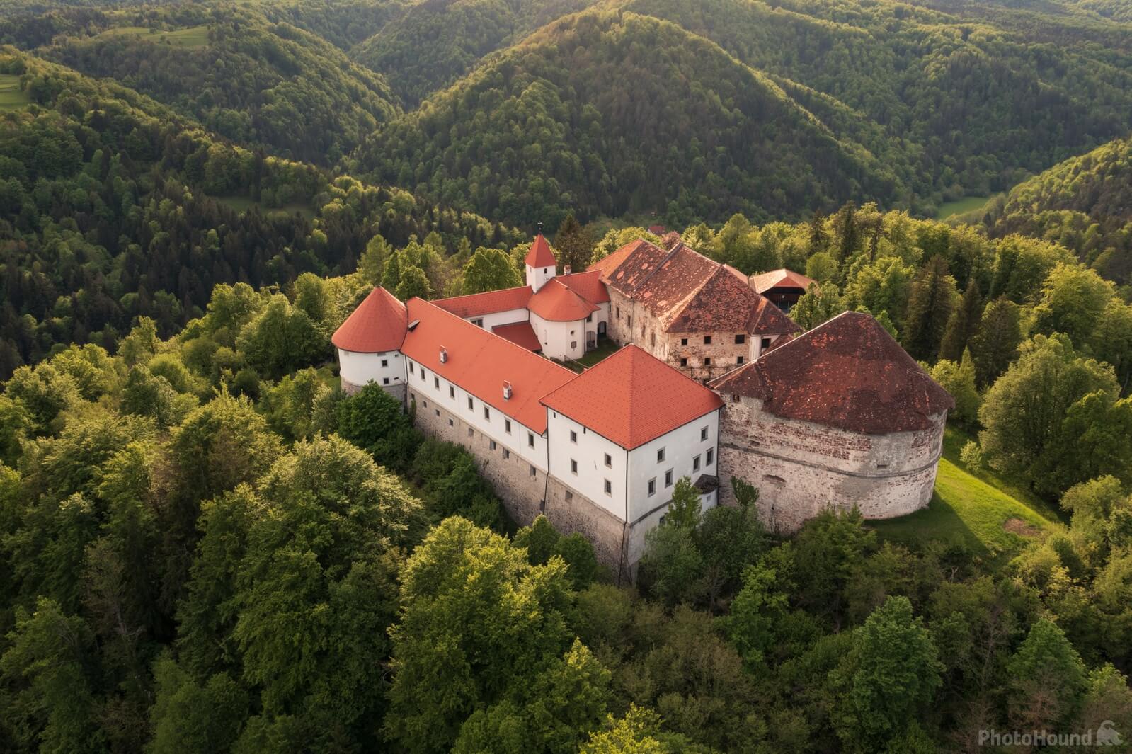 98.Turjak.jpg